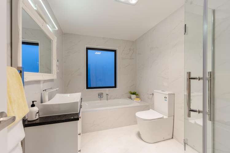 21 Tawatawa Street Long Bay_20