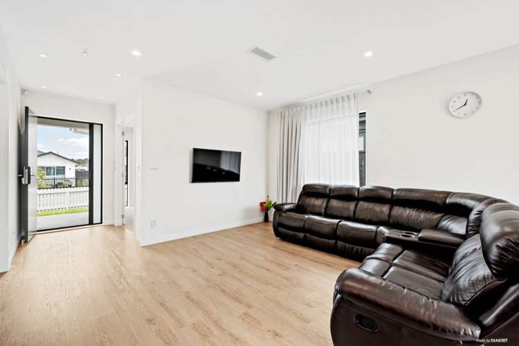 4 Spark Road Wainui_7