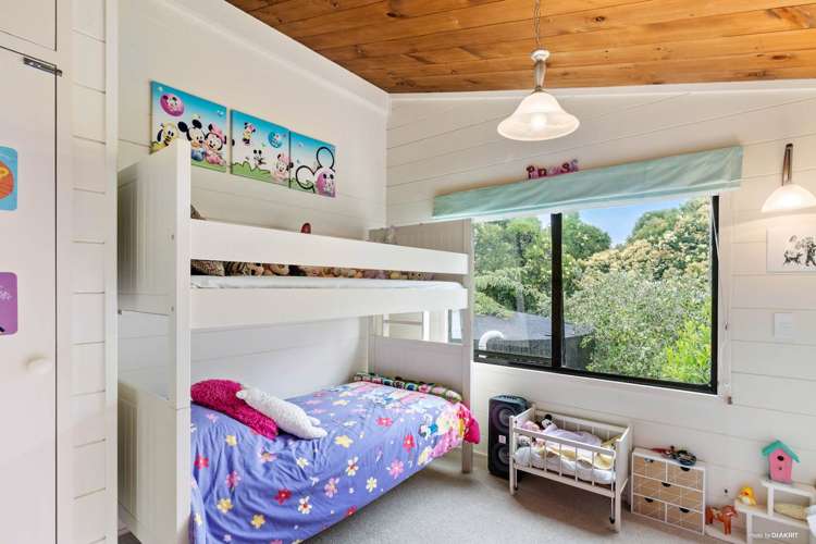 670 Monument Road Clevedon_18