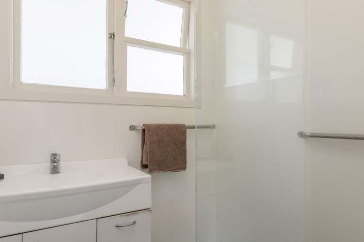 17 Richmond Avenue Richmond Heights_16