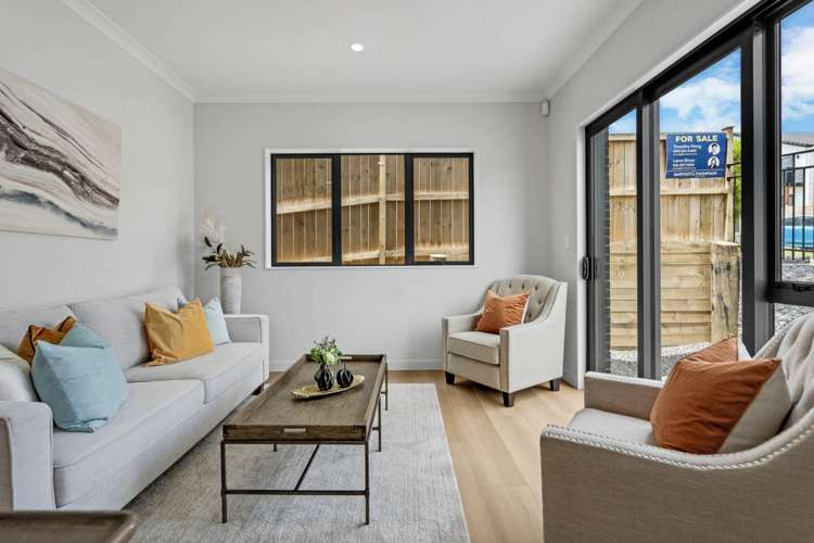 61 Koromeke Street Flat Bush_11