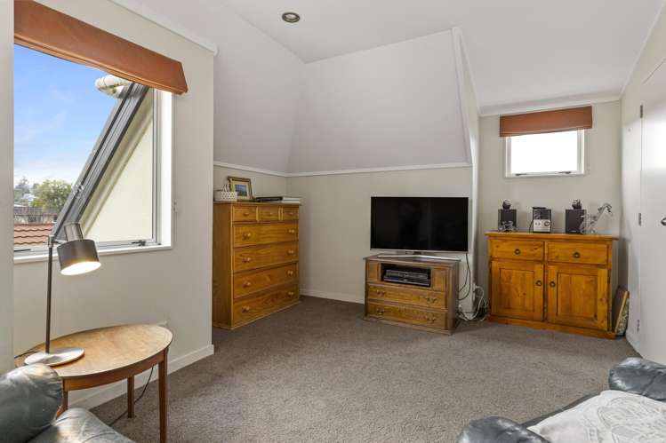 12a Gradwell Place Two Mile Bay_14