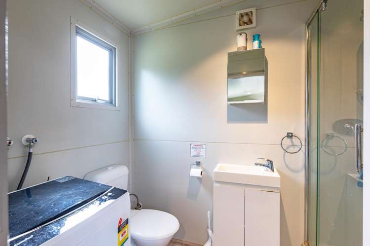 102 Glews Road Cust_46