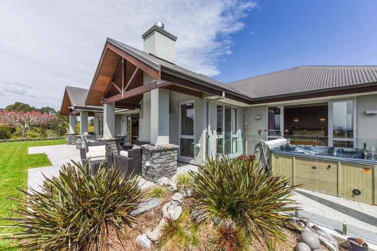 55 Redvale Road Redwood Valley_25