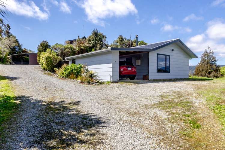 1 and 3 Back Creek Road Hokitika_25