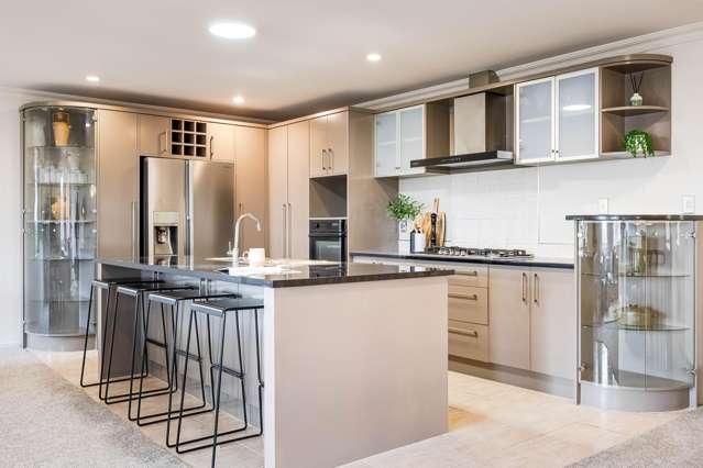 54 Leafield Crescent Henderson_2