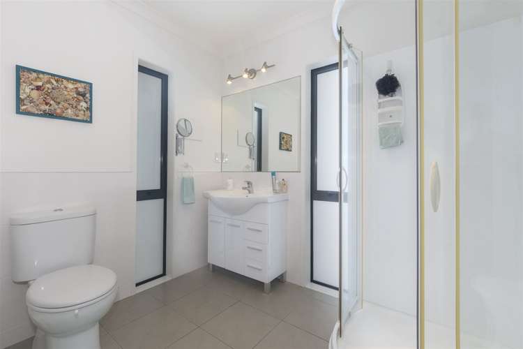 25 Aurora Avenue Welcome Bay_10