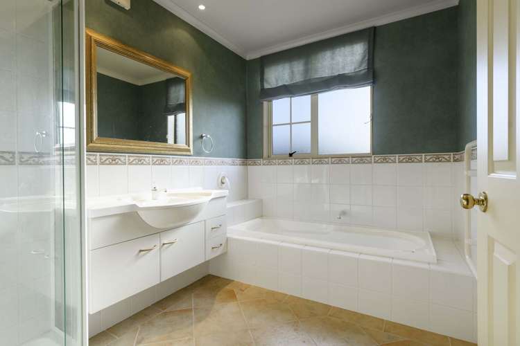 529a Otumoetai Road Matua_8