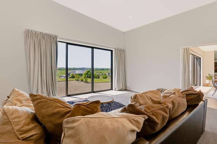90 King Road Inglewood_10