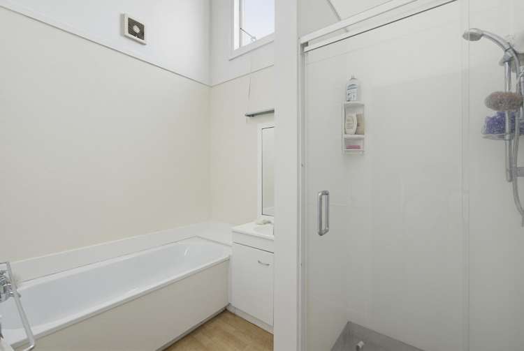 90 Eatwell Ave Paraparaumu Beach_10