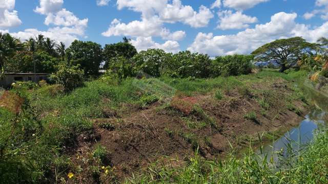 OFFERED WELL BELOW VALUATION PRICE!! --- OVER ONE ACRE of LAND in WAQADRA, NADI SUBDIVISION!