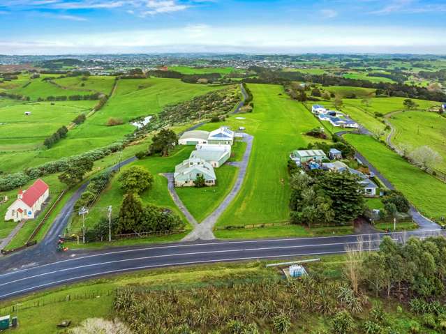DECEASED ESTATE – 5.52HA, HOME, SHEDS + AIRSTRIP