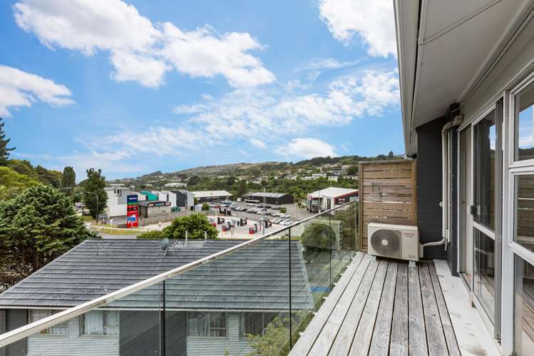 9/124 Redwood Avenue Tawa_3