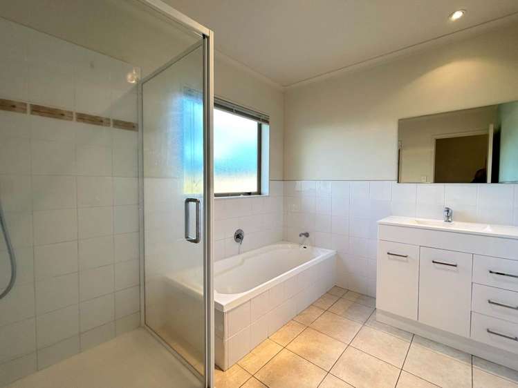 27 Bucklands Crescent Papamoa Beach_9