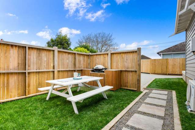 95B McLeod Road Te Atatu South_2