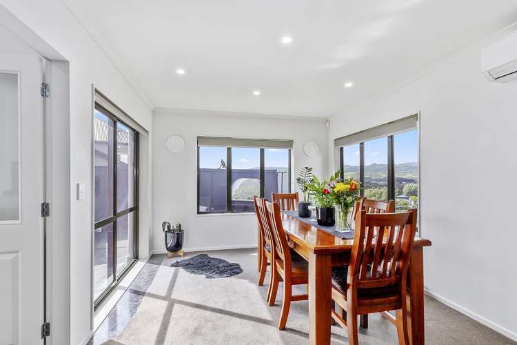 2 Endeavour Drive Whitby_4