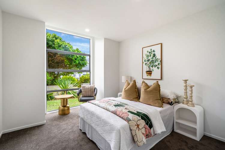 90 Medallion Drive Oteha_15