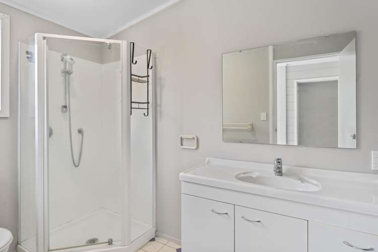 4/504 Mapara Road Acacia Bay_9