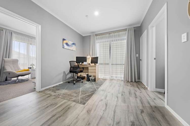 2b Wyon Way Flat Bush_13