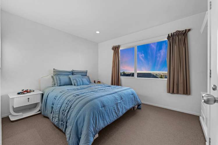 31 Amaretto Avenue Flat Bush_18