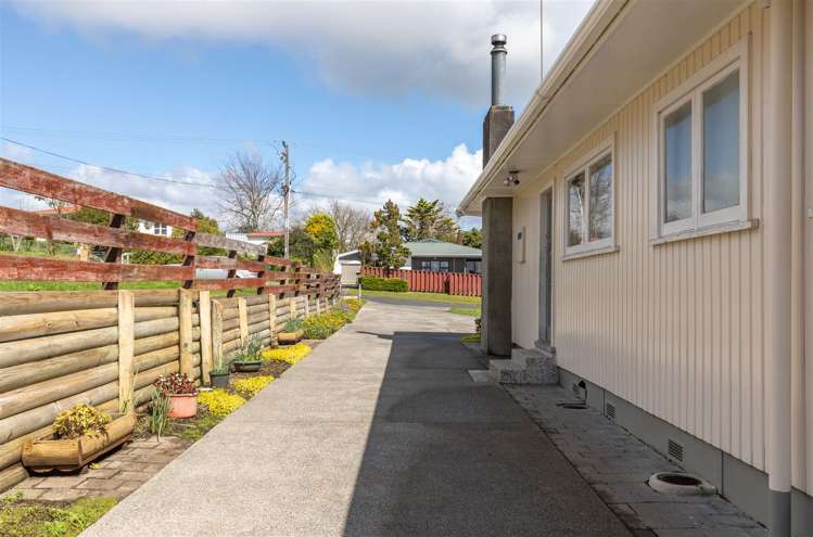 96 Russell Road Huntly_22