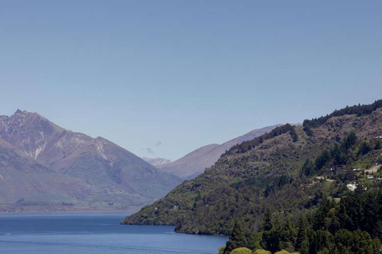 4/60 Hallenstein Street Queenstown_12