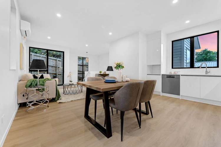 24C Zingaro Place Massey_6