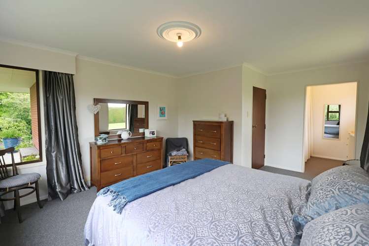 384 Flora Road East Makarewa_15