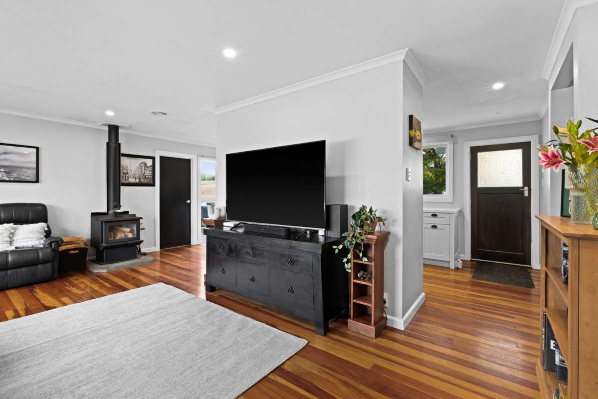 9 Elliott Crescent_3