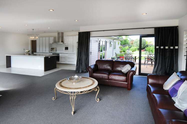 4 Pohutukawa Grove Lytton West_4