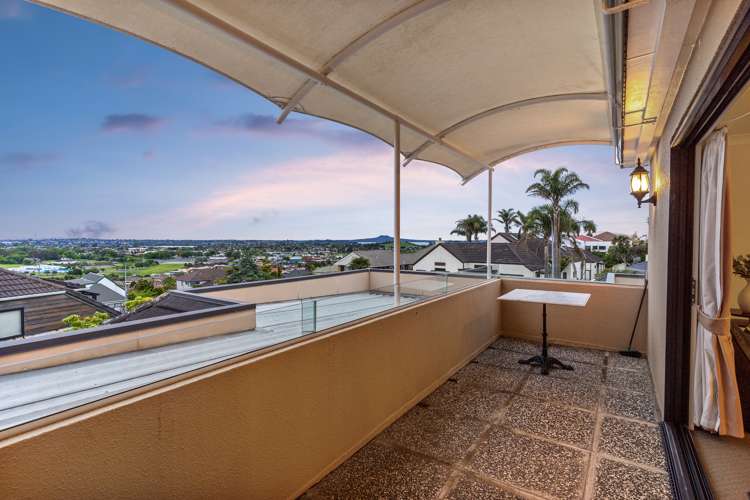22 Mccahill Views Botany Downs_16