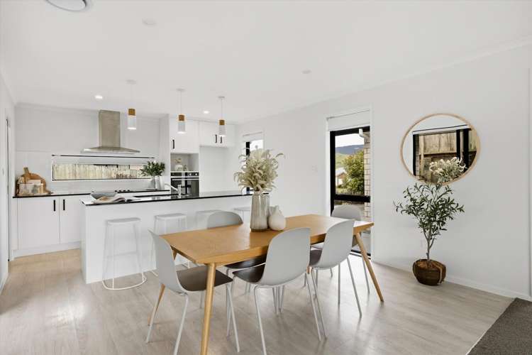 11 Tarata Place Owhata_2