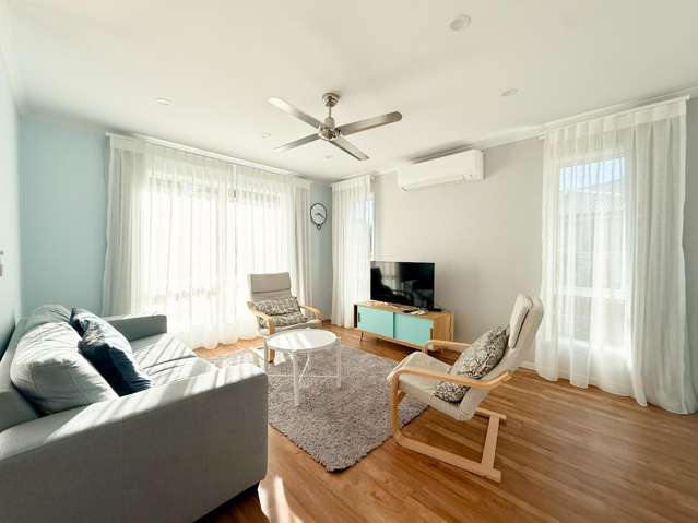 30 Noumea Drive 2772_2