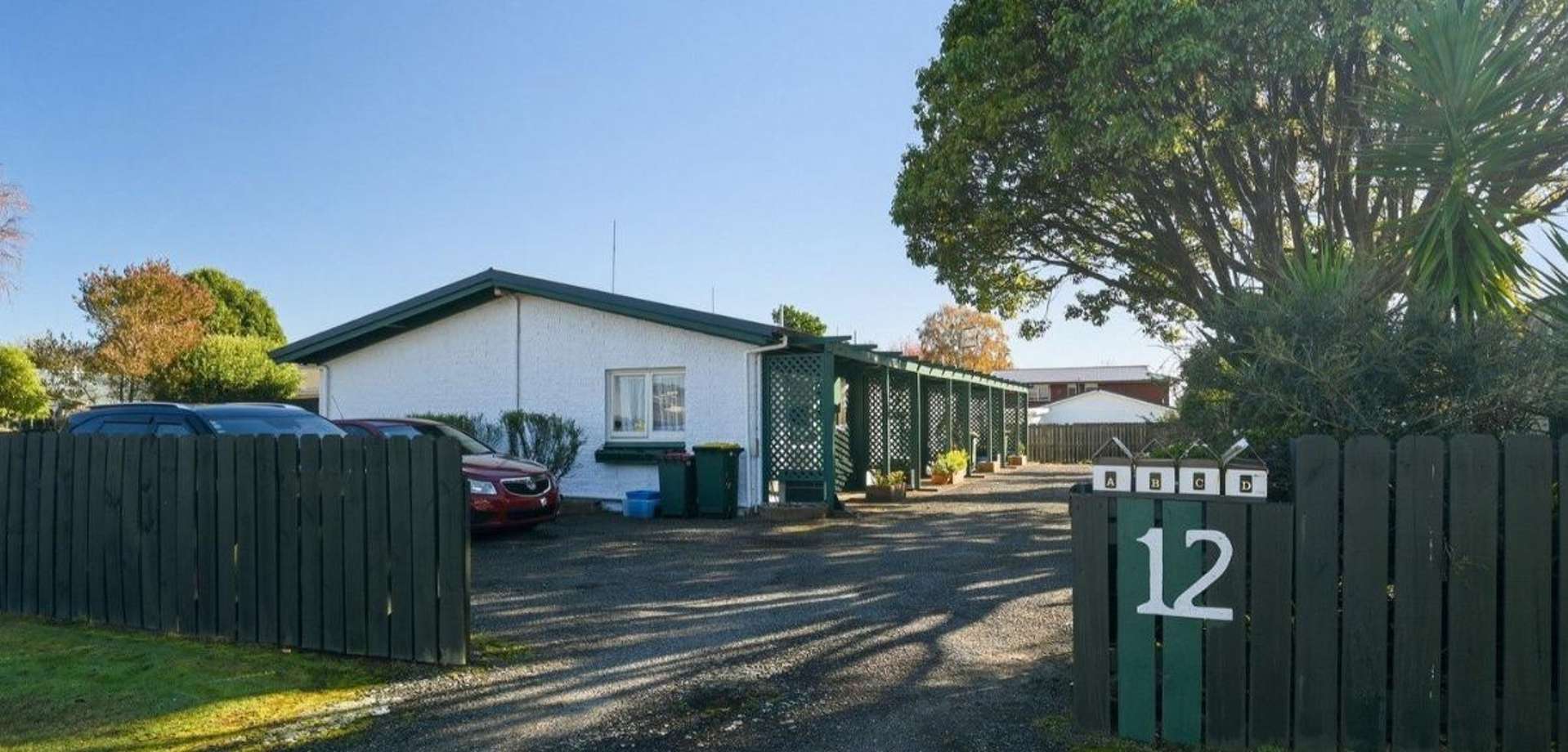 1/12 McKee Avenue 1064_0