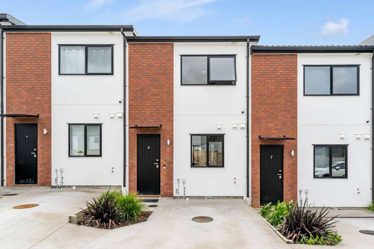 6/18 Kaimai Avenue Massey_7