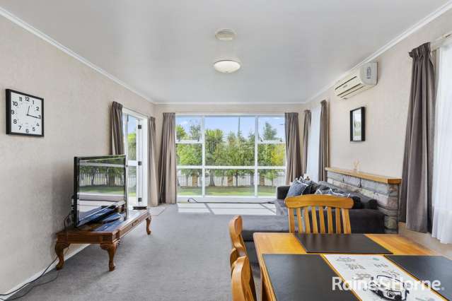1 Upland Street Brookfield_4