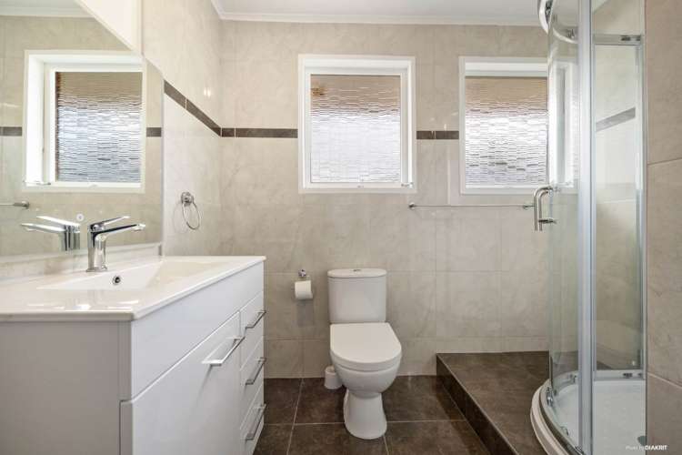 2/7 Celtic Crescent Ellerslie_10