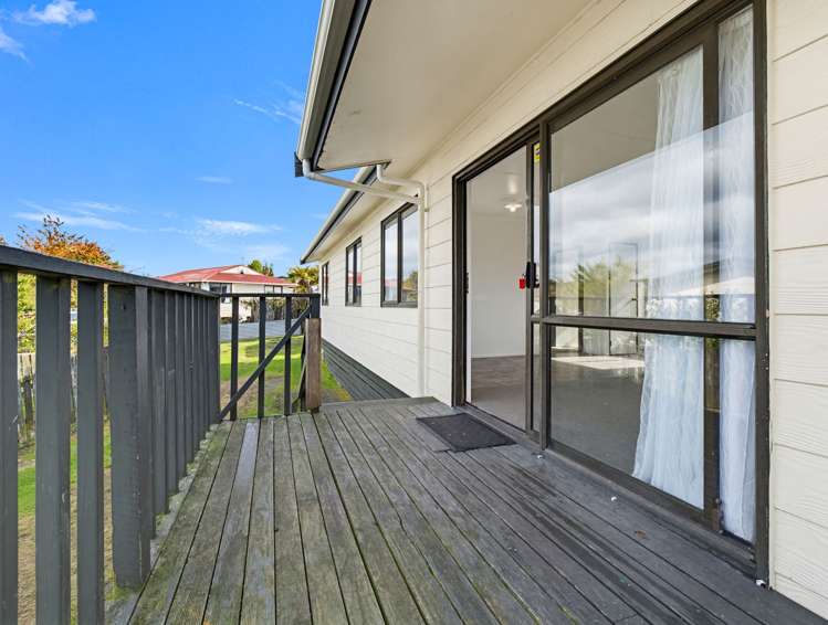35B Ruby Place Pukehangi_11