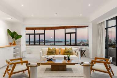 10/10 Shelly Beach Road_3