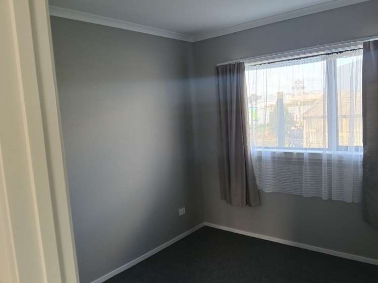1B Rimu Street Marton_10