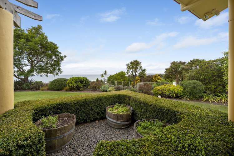 11 Kaimata Road Bay View_25