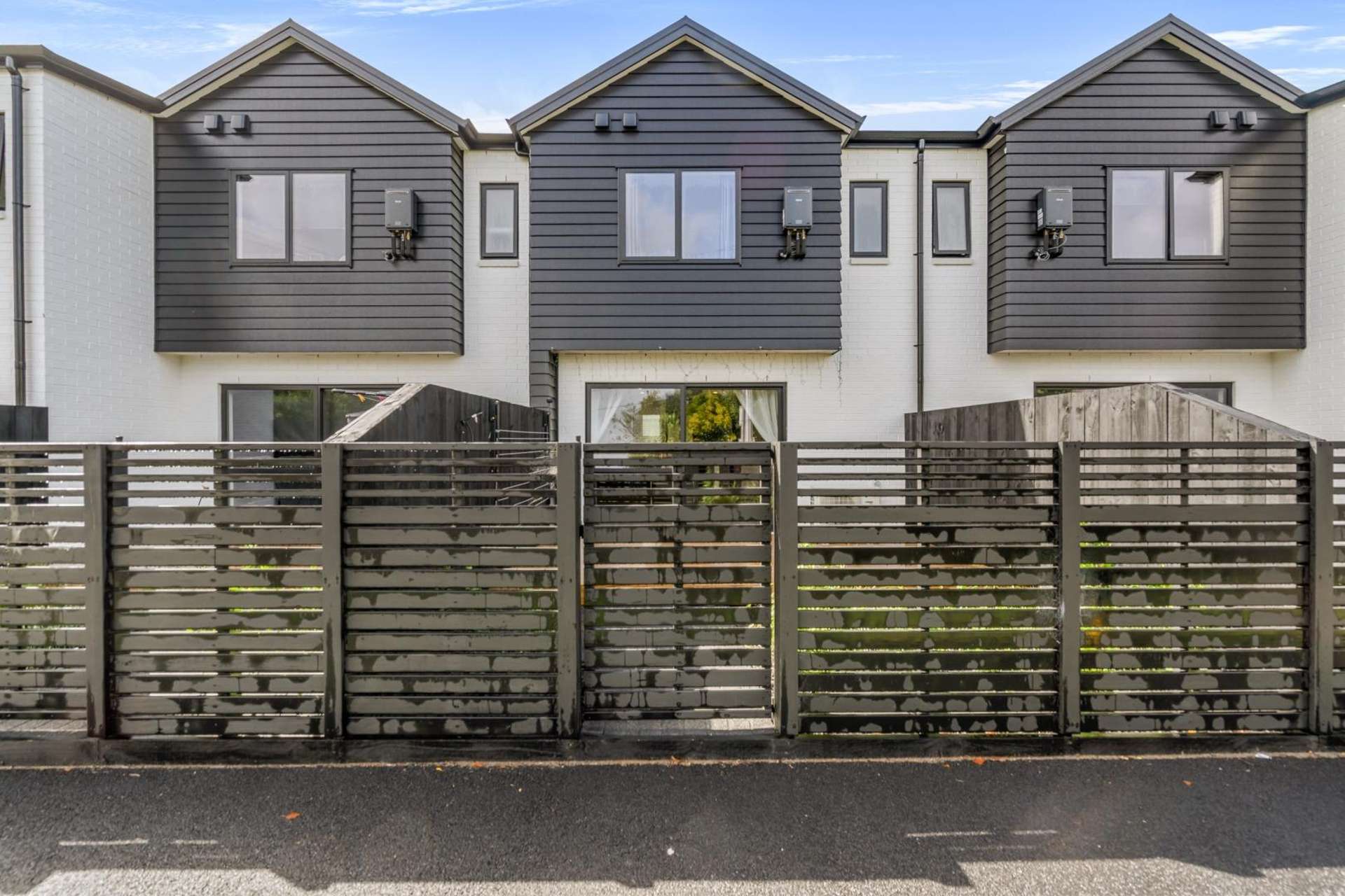 3/6 Fend Street 1053_0