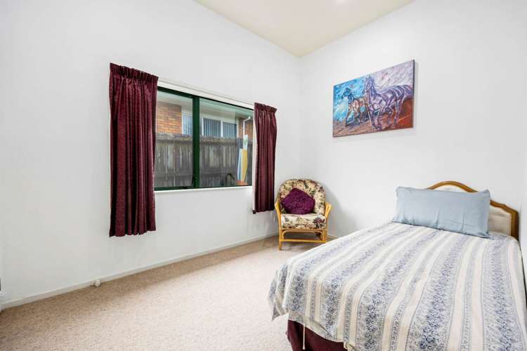 1a Roberts Road Te Atatu South_6