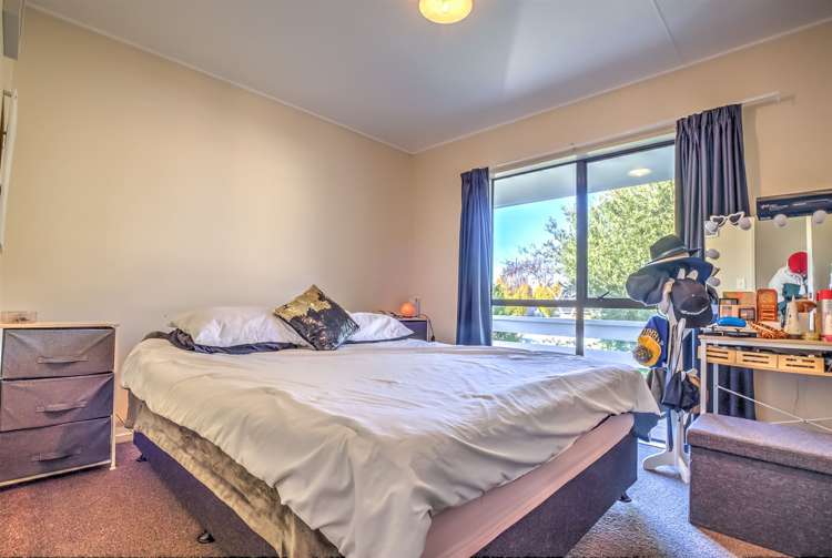 39 Splitt Avenue Glenview_5