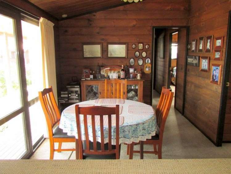 210 Reservoir Road Thames_7