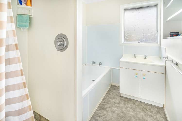 10 Lindsay Crescent Nawton_13