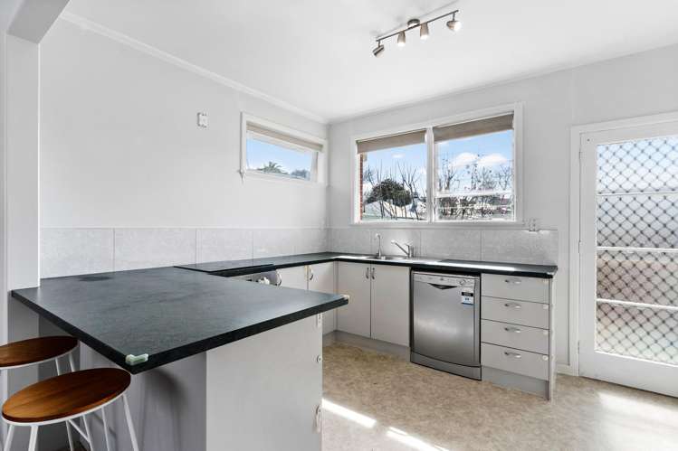 3/27 Cardwell Street Onehunga_7