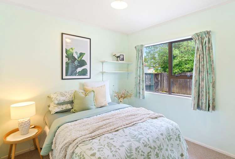 15 Atarau Grove Paraparaumu_10