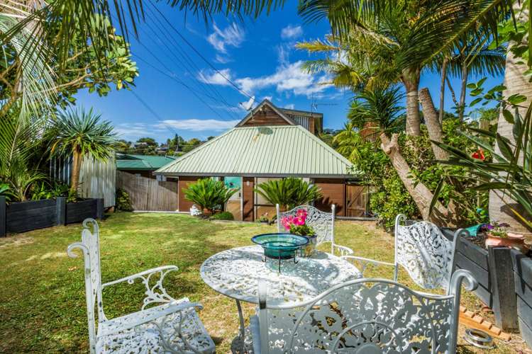 2/706 Beach Road Browns Bay_46