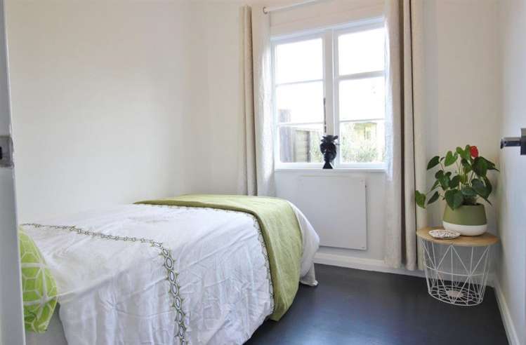 17 Hardie Grove Featherston_6